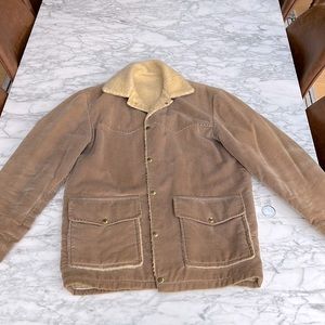 Vintage corduroy sherpa lining jacket.